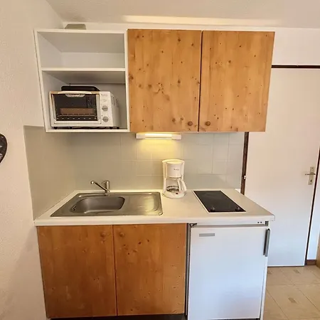 Cosy A Notre-dame-de-bellecombe, Proche Des Pistes Et Commerces - 4 Pers, Balcon, Parking - Fr-1-595-25 * Нотр-Дам-де-Белькомб