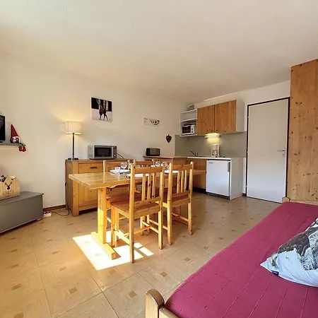 Cosy A Notre-dame-de-bellecombe, Proche Des Pistes Et Commerces - 4 Pers, Balcon, Parking - Fr-1-595-25 *