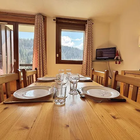 Cosy A Notre-dame-de-bellecombe, Proche Des Pistes Et Commerces - 4 Pers, Balcon, Parking - Fr-1-595-25 Нотр-Дам-де-Белькомб